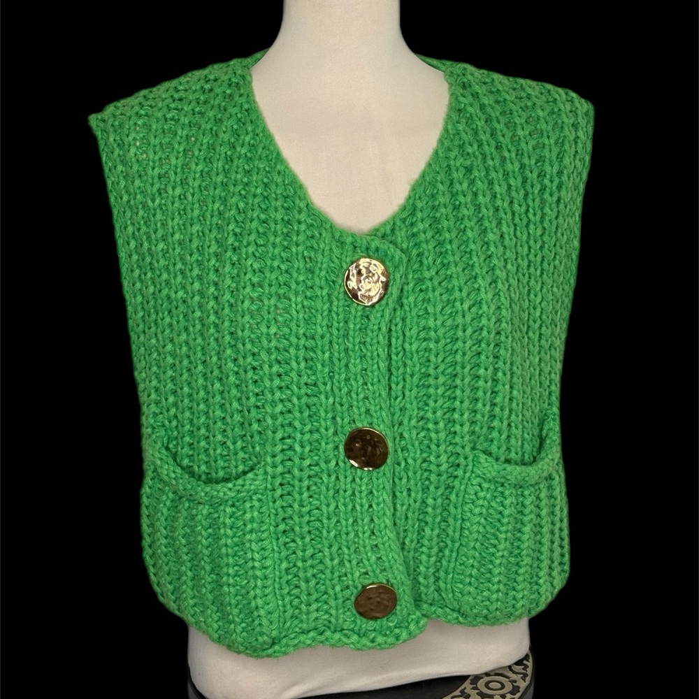 Green Chunky Knitted Women's Sweater Vest size medium Micas